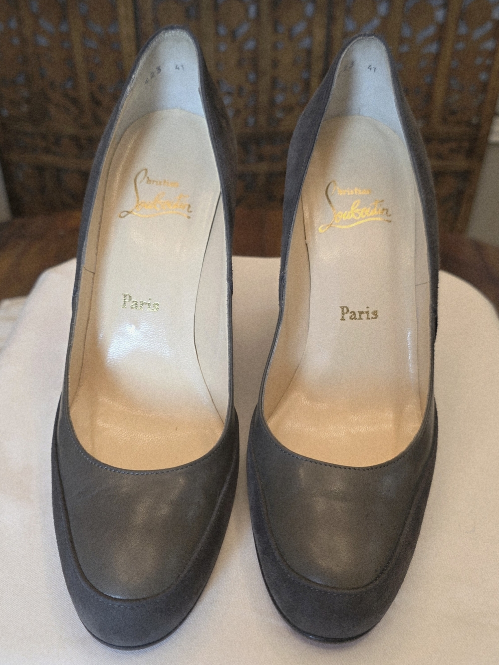 Christian Louboutin Gray Suede Leather Wedge Pumps EU 41 Red Sole. W COA.